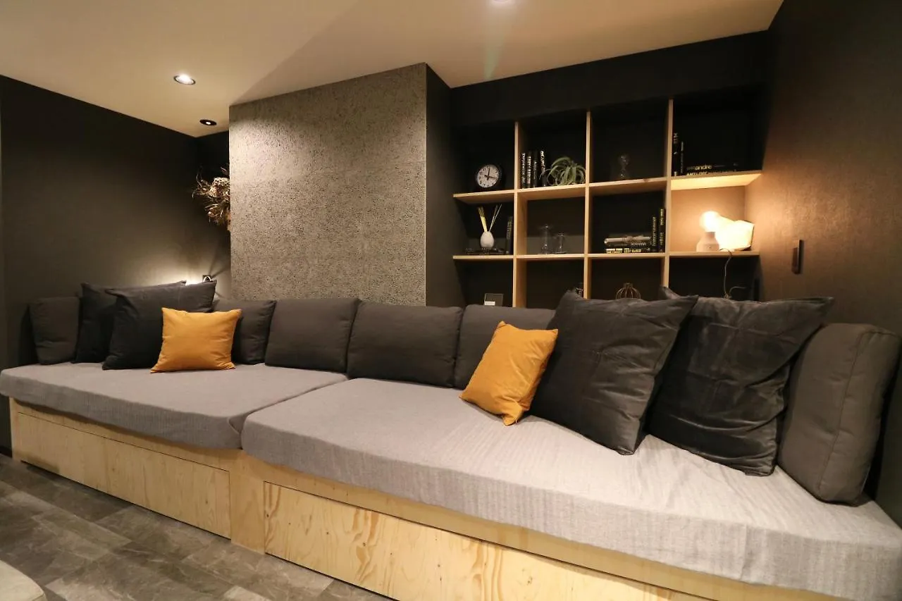 Maison 札幌市 0*,